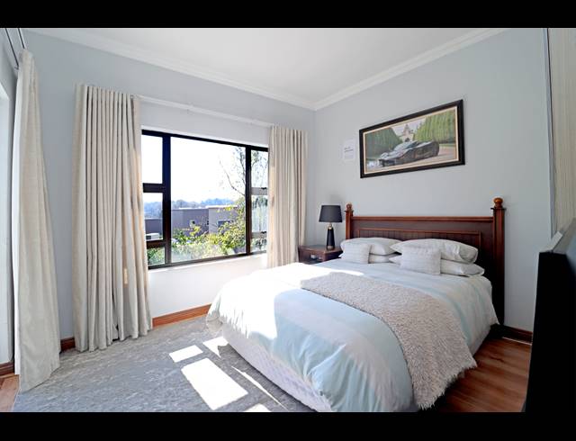 5 BEDROOM HOUSE FOR SALE IN BEVERLEY